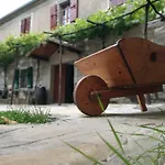 Pri Portolanih Holiday home *