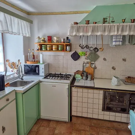 Pri Portolanih Holiday home *